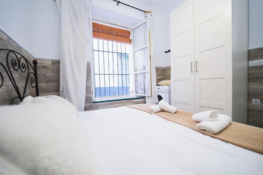 Apartamento En El Barrio De San Lorenzo, Junto A La Basilica Del Gran Poder Sevilla Exteriör bild
